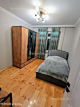 Satılır 4 otaqlı köhnə tikili 100 m²