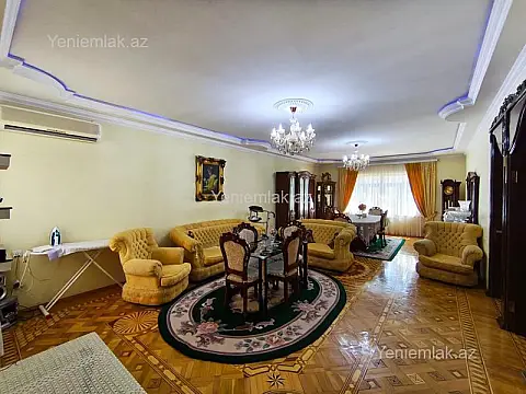 Satılır 12 otaqlı həyət evi 500 m² — Bakı, Nəsimi 12 otaq 500.00 m²