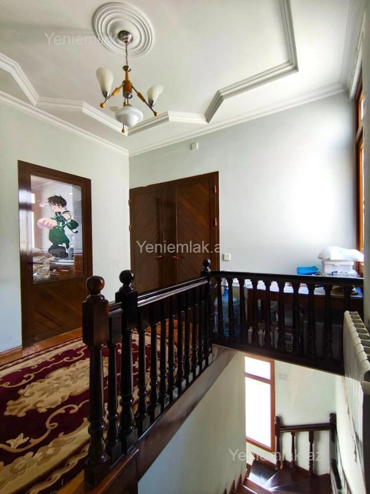 Satılır 12 otaqlı həyət evi 500 m²