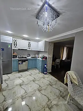 Satılır 3 otaqlı köhnə tikili 70 m²