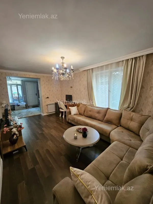 Satılır 3 otaqlı köhnə tikili 70 m²