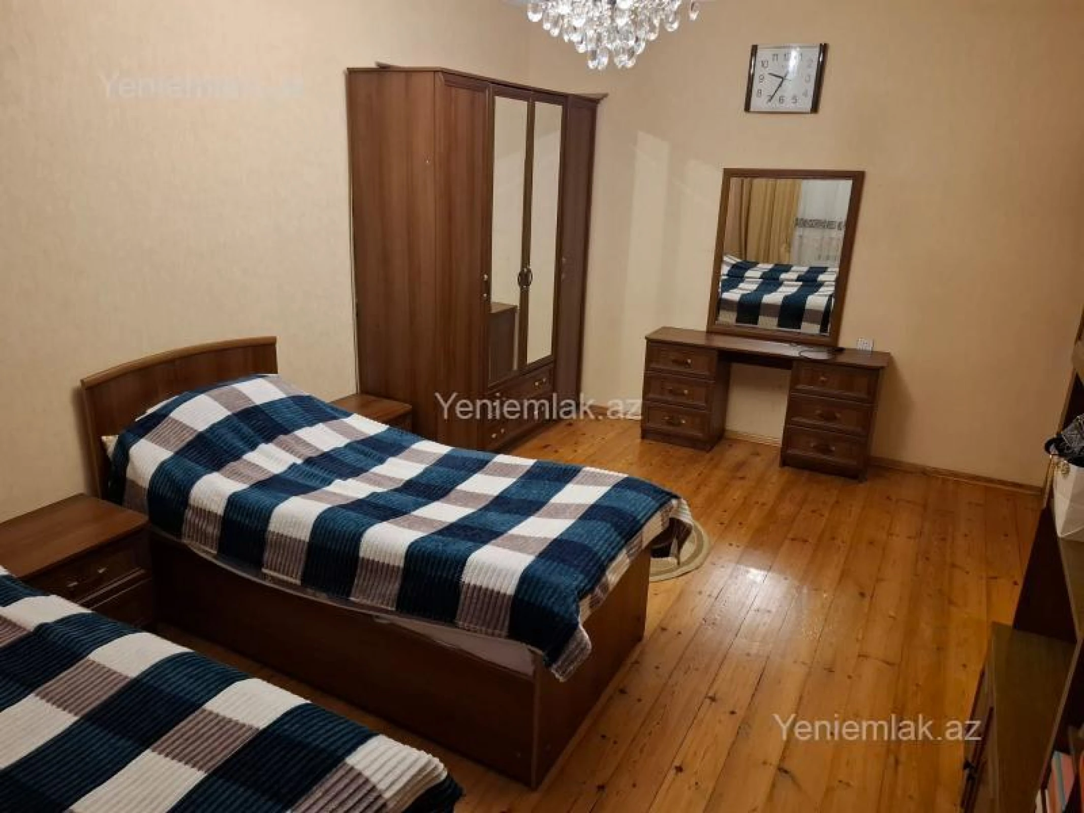 Satılır 3 otaqlı köhnə tikili 85 m²