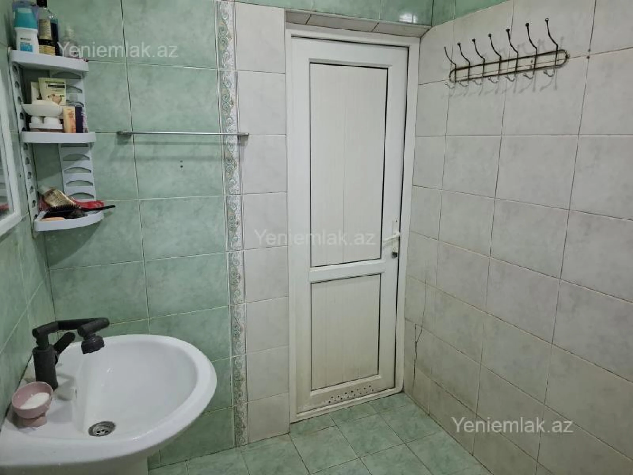 Satılır 3 otaqlı köhnə tikili 85 m²