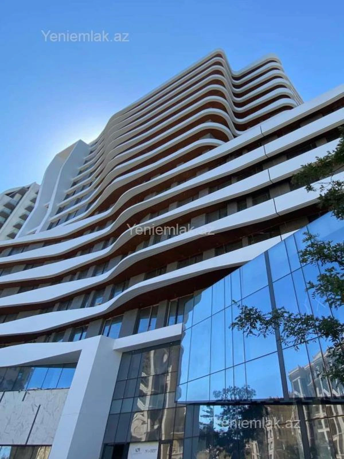 Satılır 5 otaqlı yeni tikili 303 m²