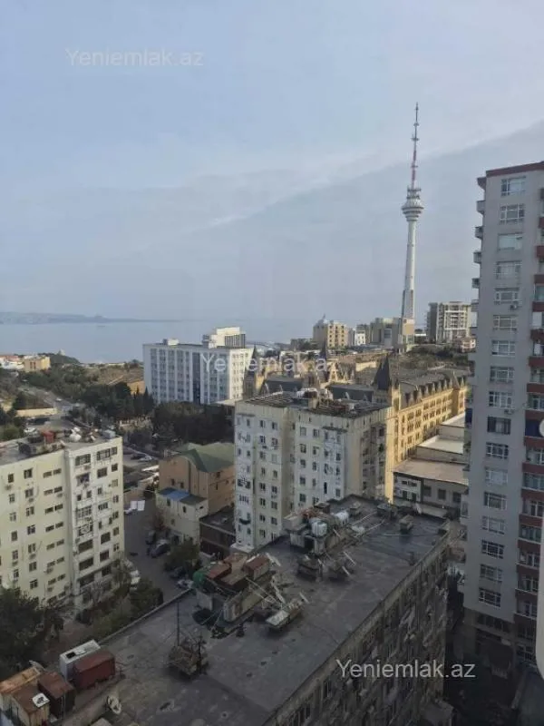 Satılır 3 otaqlı yeni tikili 137 m²