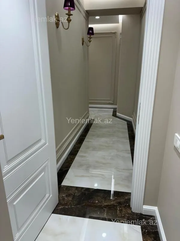 Satılır 3 otaqlı yeni tikili 90 m²