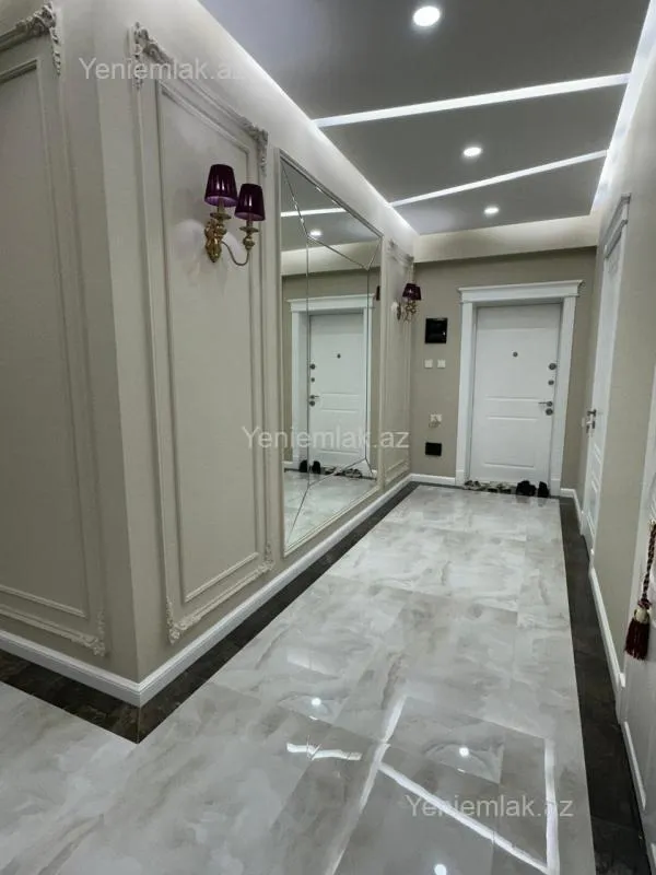 Satılır 3 otaqlı yeni tikili 90 m²