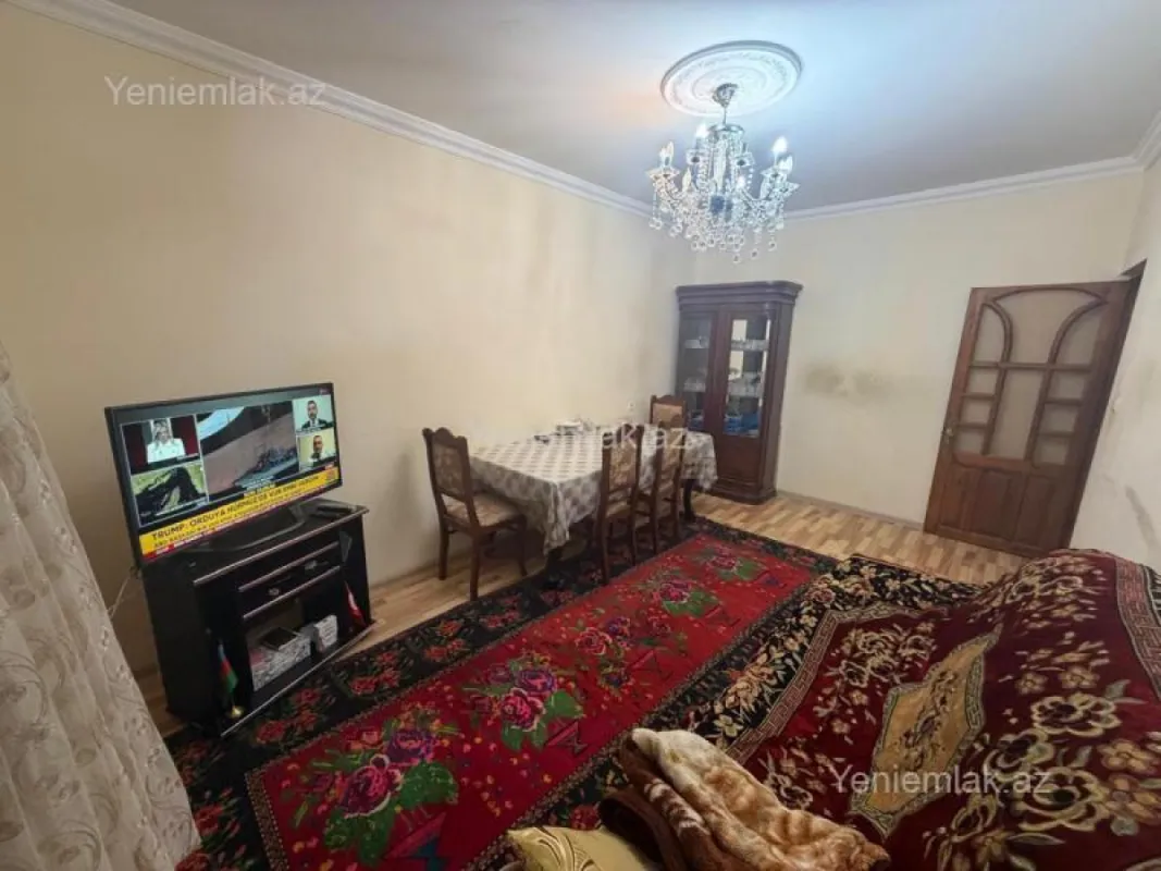 Satılır 3 otaqlı köhnə tikili 80 m²