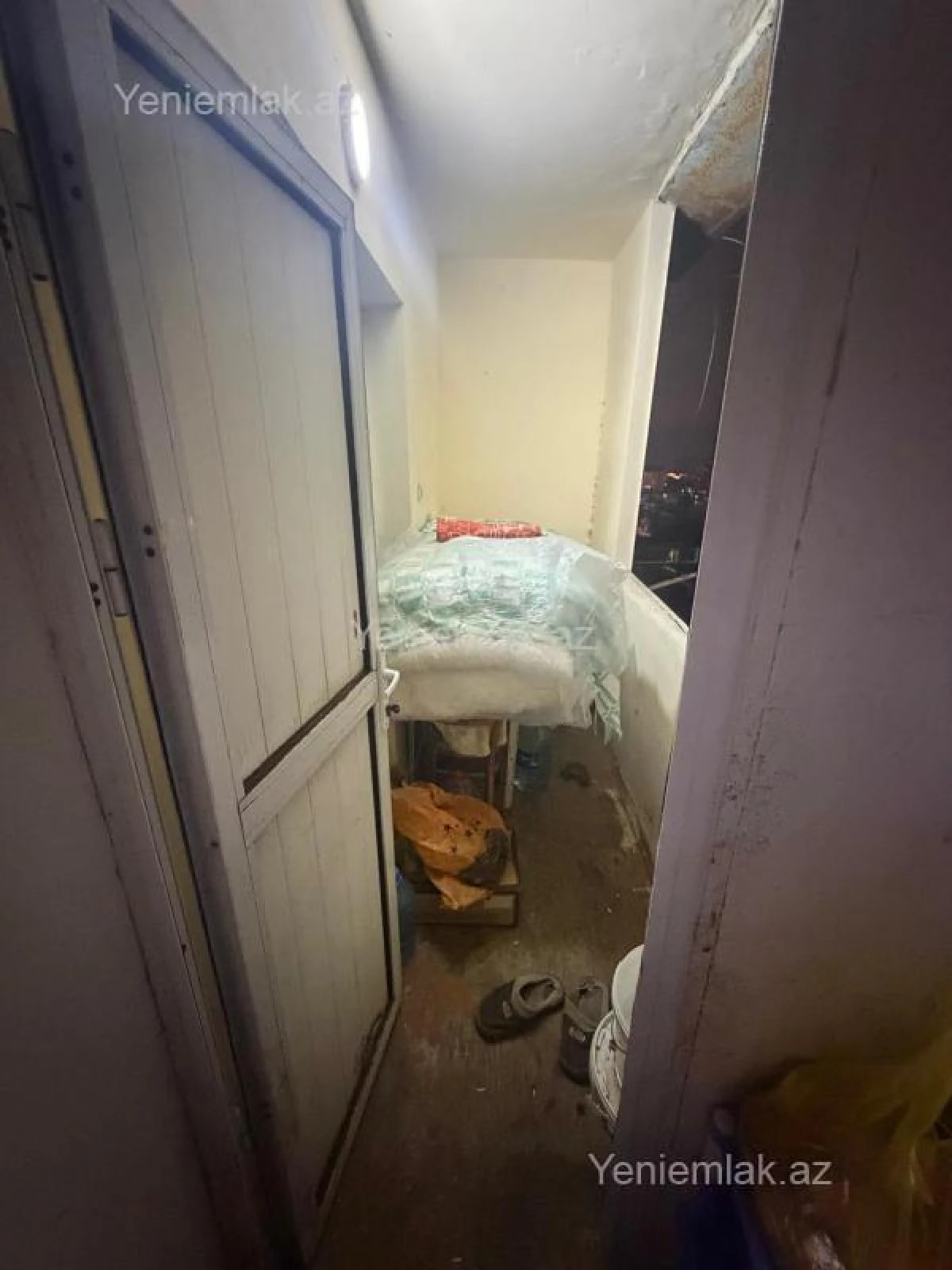 Satılır 3 otaqlı köhnə tikili 80 m²