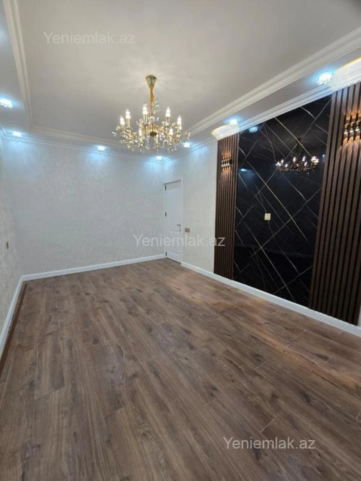 Satılır 2 otaqlı köhnə tikili 55 m²