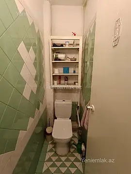Satılır 3 otaqlı köhnə tikili 90 m²