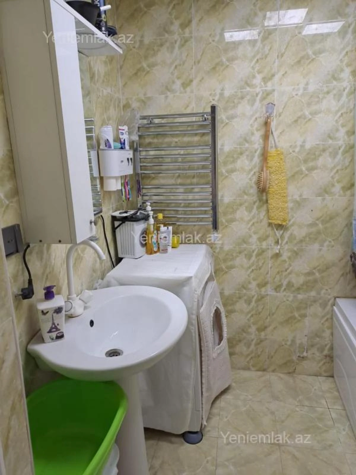 Satılır 3 otaqlı yeni tikili 95 m²