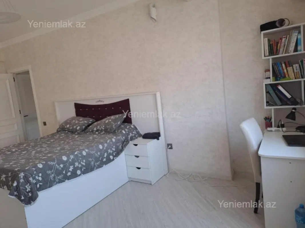 Satılır 3 otaqlı yeni tikili 95 m²