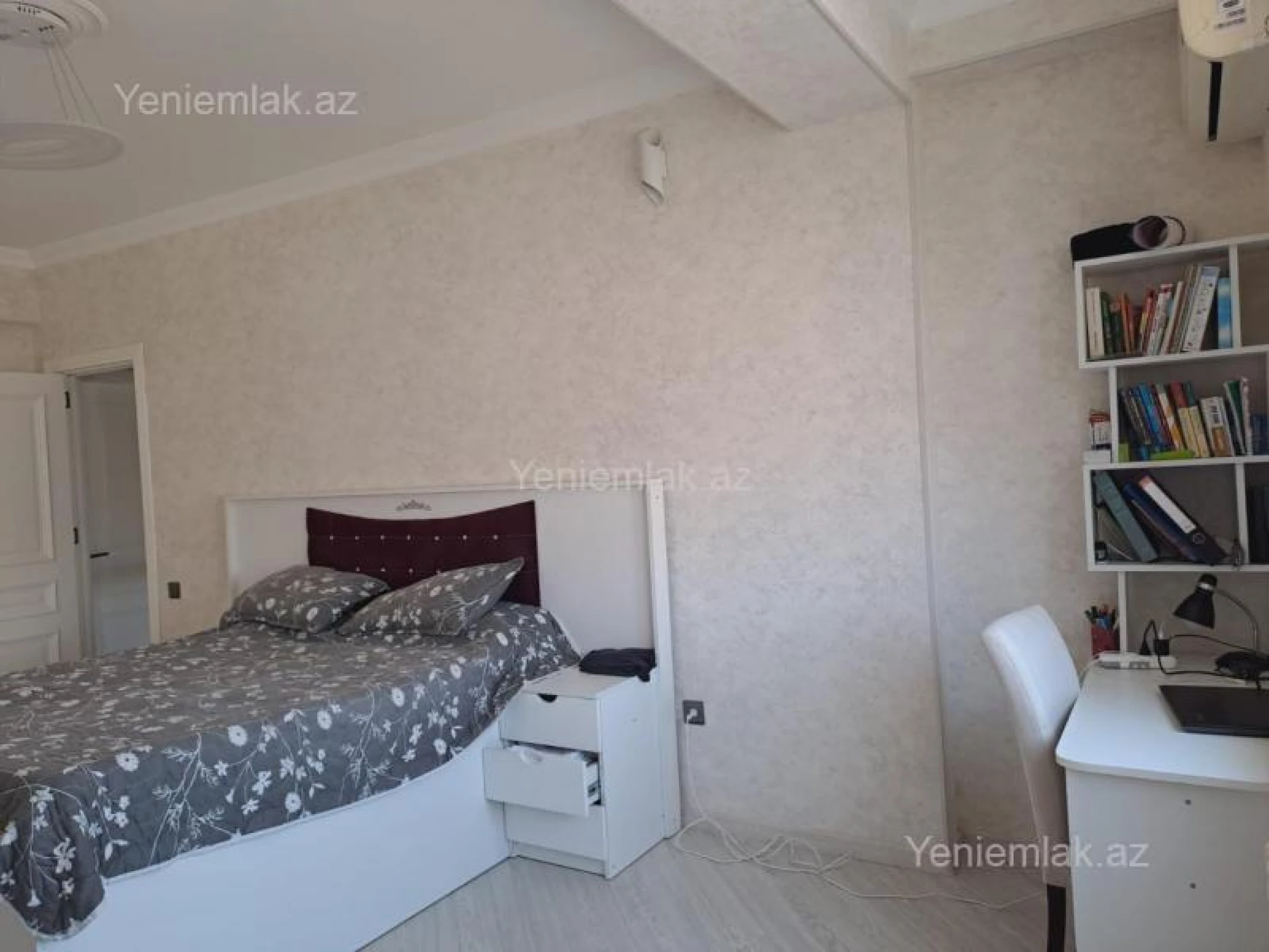 Satılır 3 otaqlı yeni tikili 95 m²