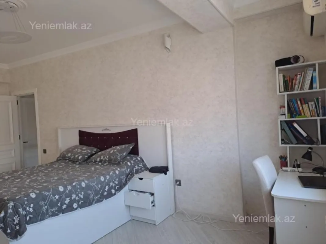 Satılır 3 otaqlı yeni tikili 95 m²