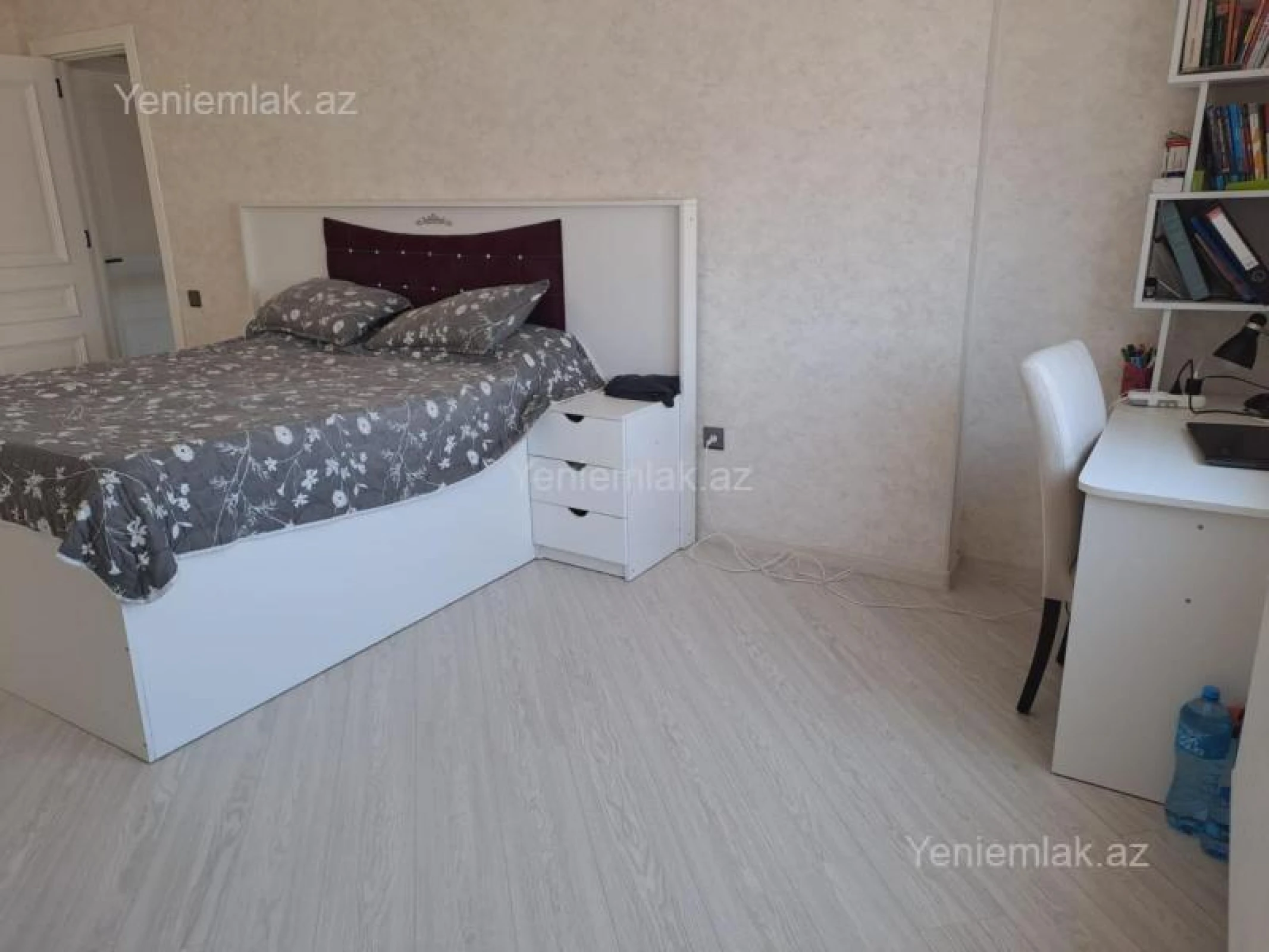 Satılır 3 otaqlı yeni tikili 95 m²