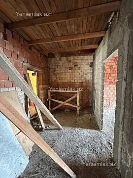 Satılır 3 otaqlı yeni tikili 100 m²