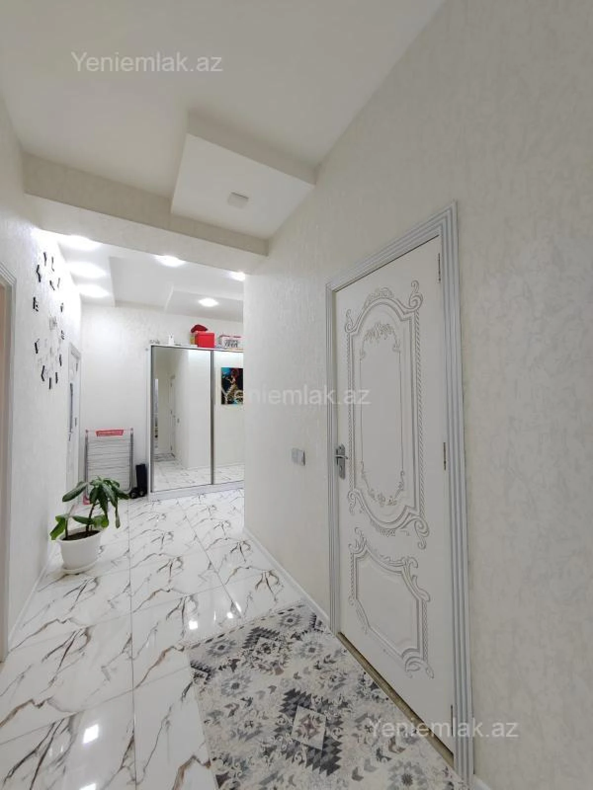 Satılır 3 otaqlı yeni tikili 95 m²
