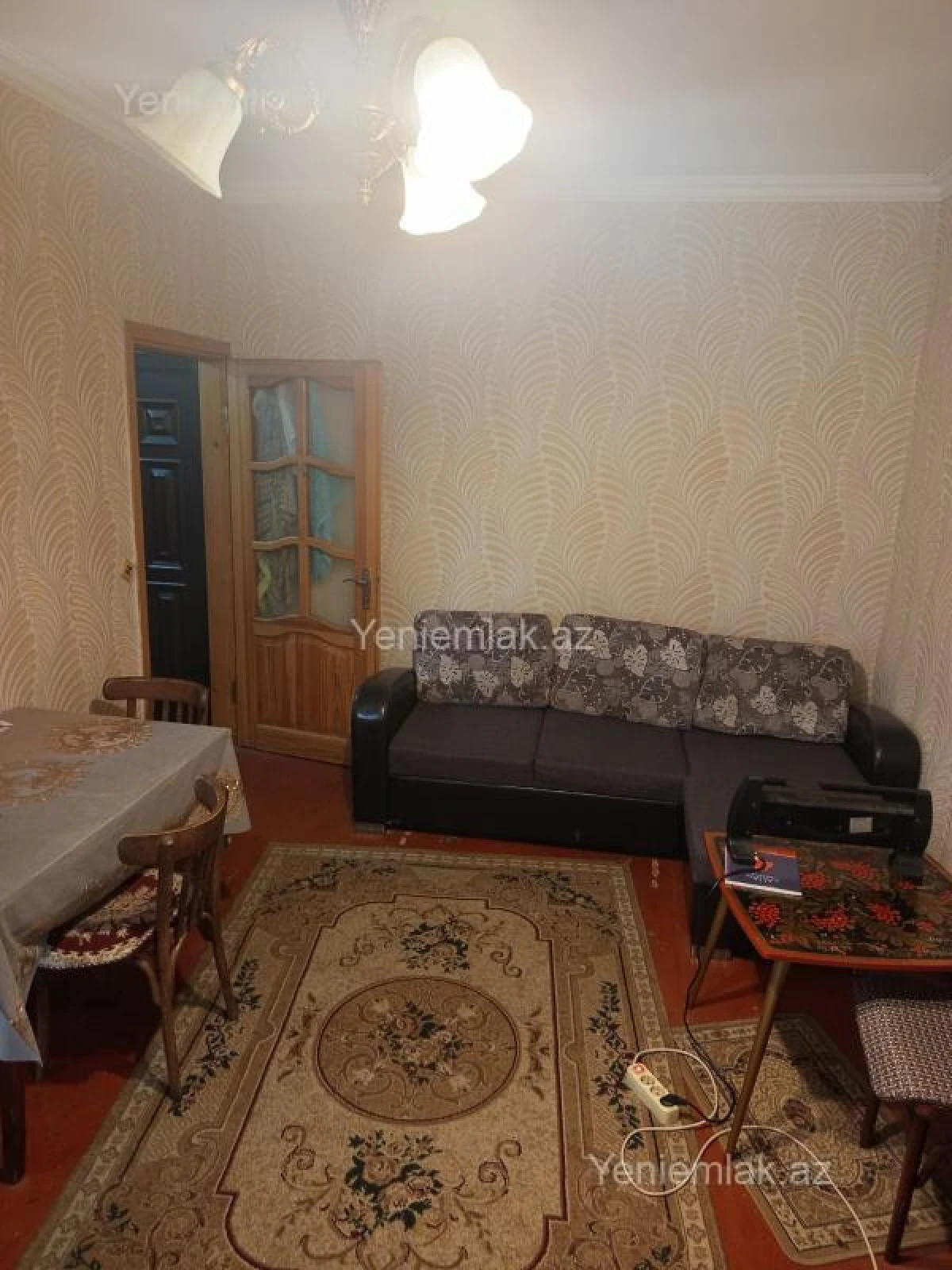Satılır 2 otaqlı köhnə tikili 55 m²