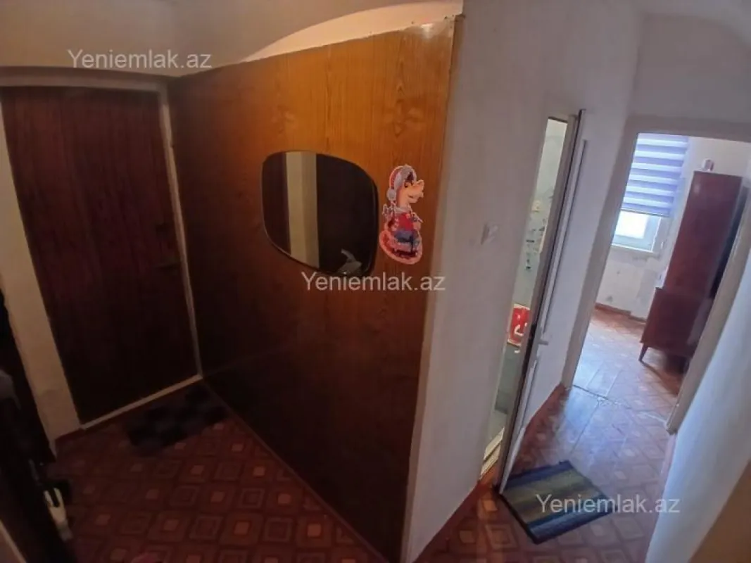 Satılır 3 otaqlı köhnə tikili 60 m²