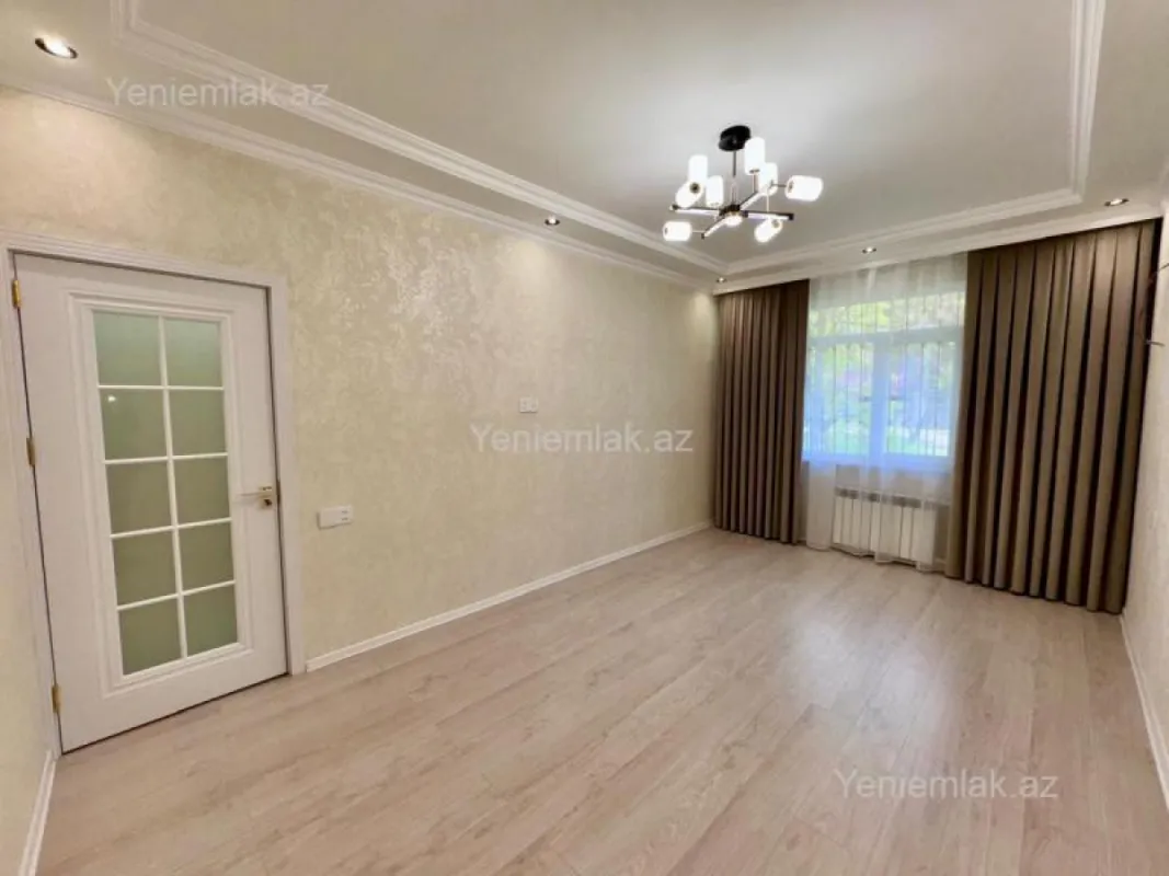 Satılır 2 otaqlı köhnə tikili 55 m²