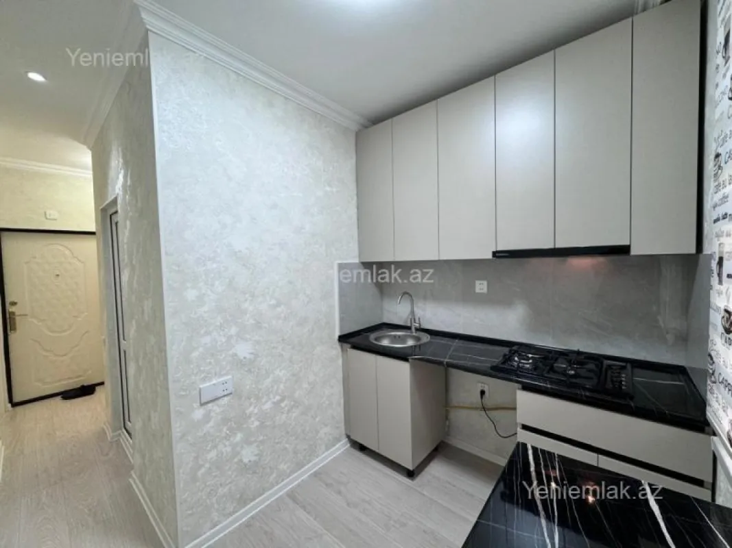 Satılır 2 otaqlı köhnə tikili 55 m²
