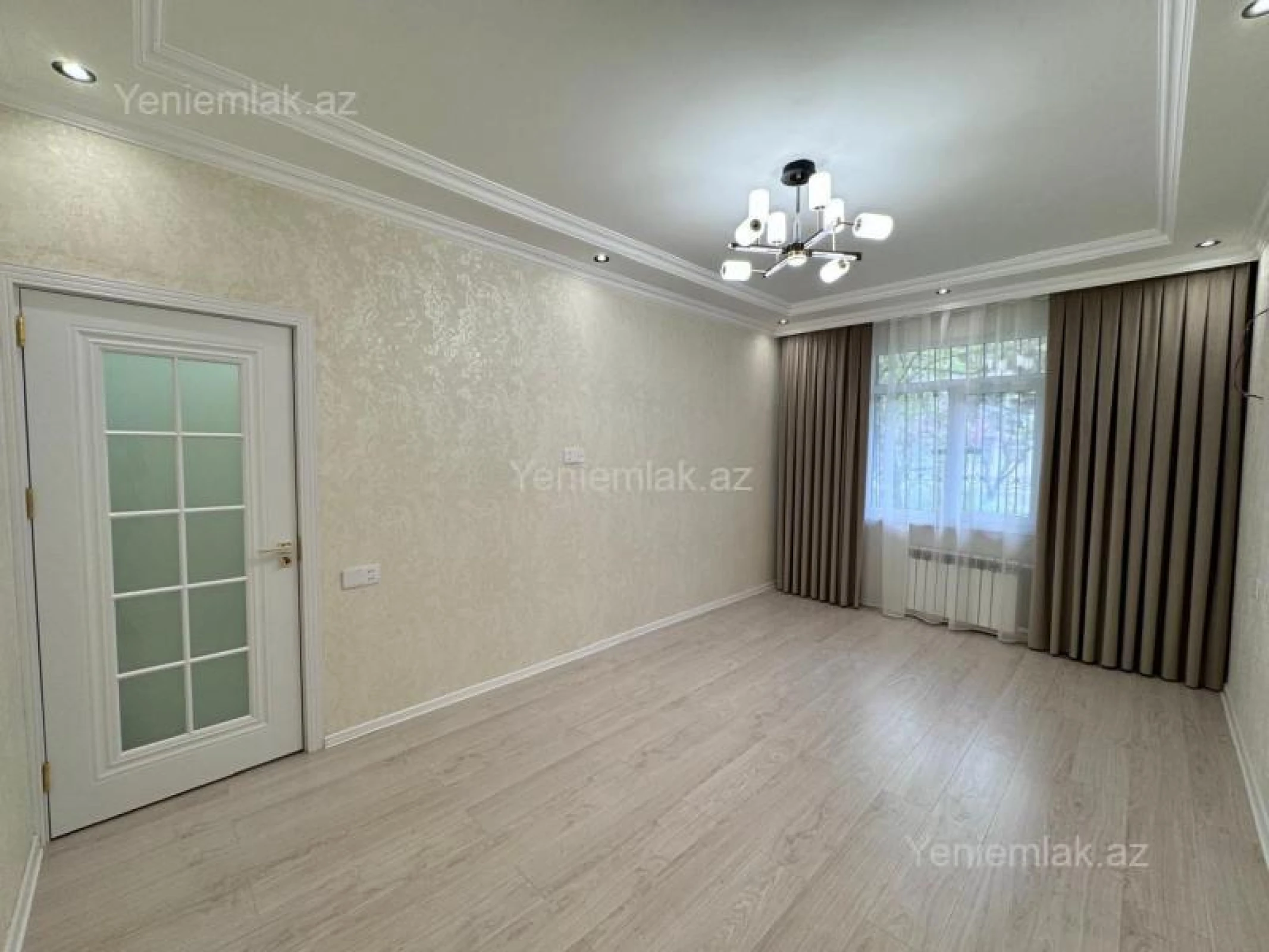 Satılır 2 otaqlı köhnə tikili 55 m²