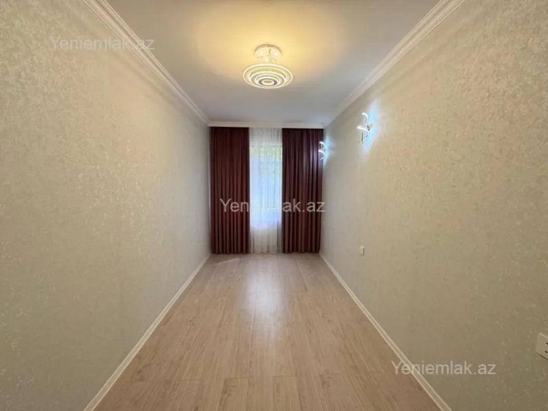 Satılır 2 otaqlı köhnə tikili 55 m²