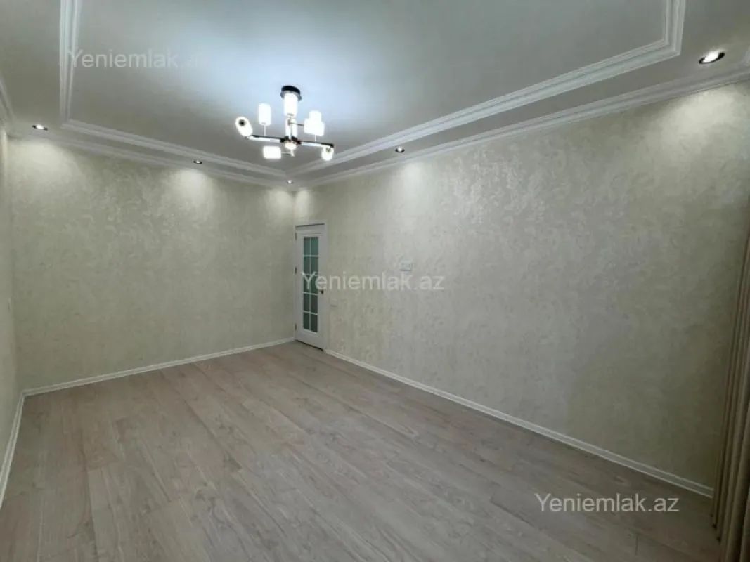 Satılır 2 otaqlı köhnə tikili 55 m²