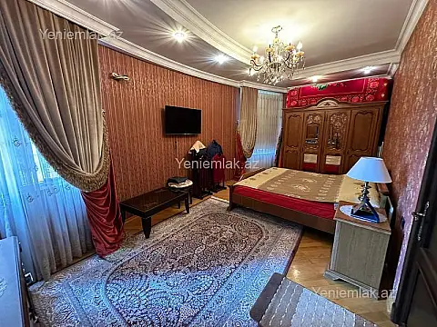 Satılır 3 otaqlı yeni tikili 125 m²