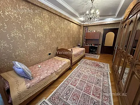 Satılır 3 otaqlı yeni tikili 125 m²