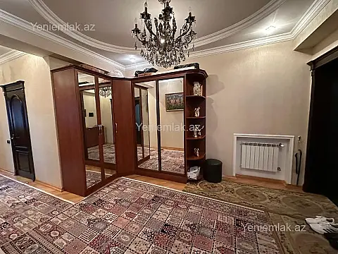 Satılır 3 otaqlı yeni tikili 125 m²