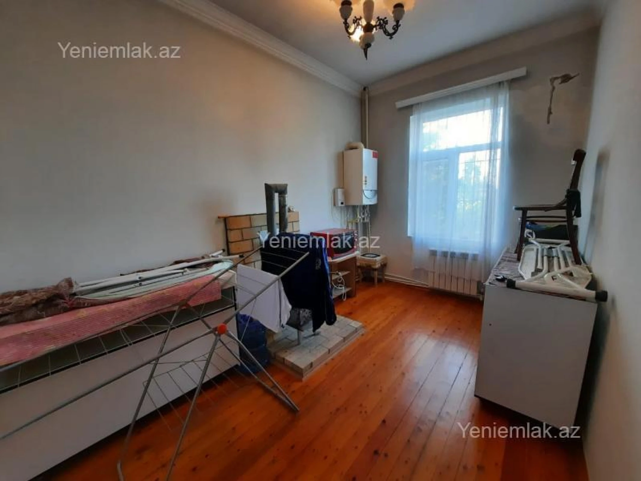 Satılır 6 otaqlı həyət evi 220 m²