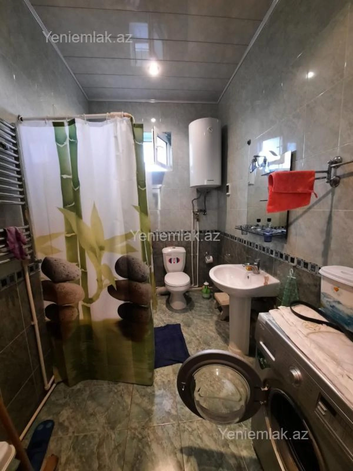 Satılır 6 otaqlı həyət evi 220 m²