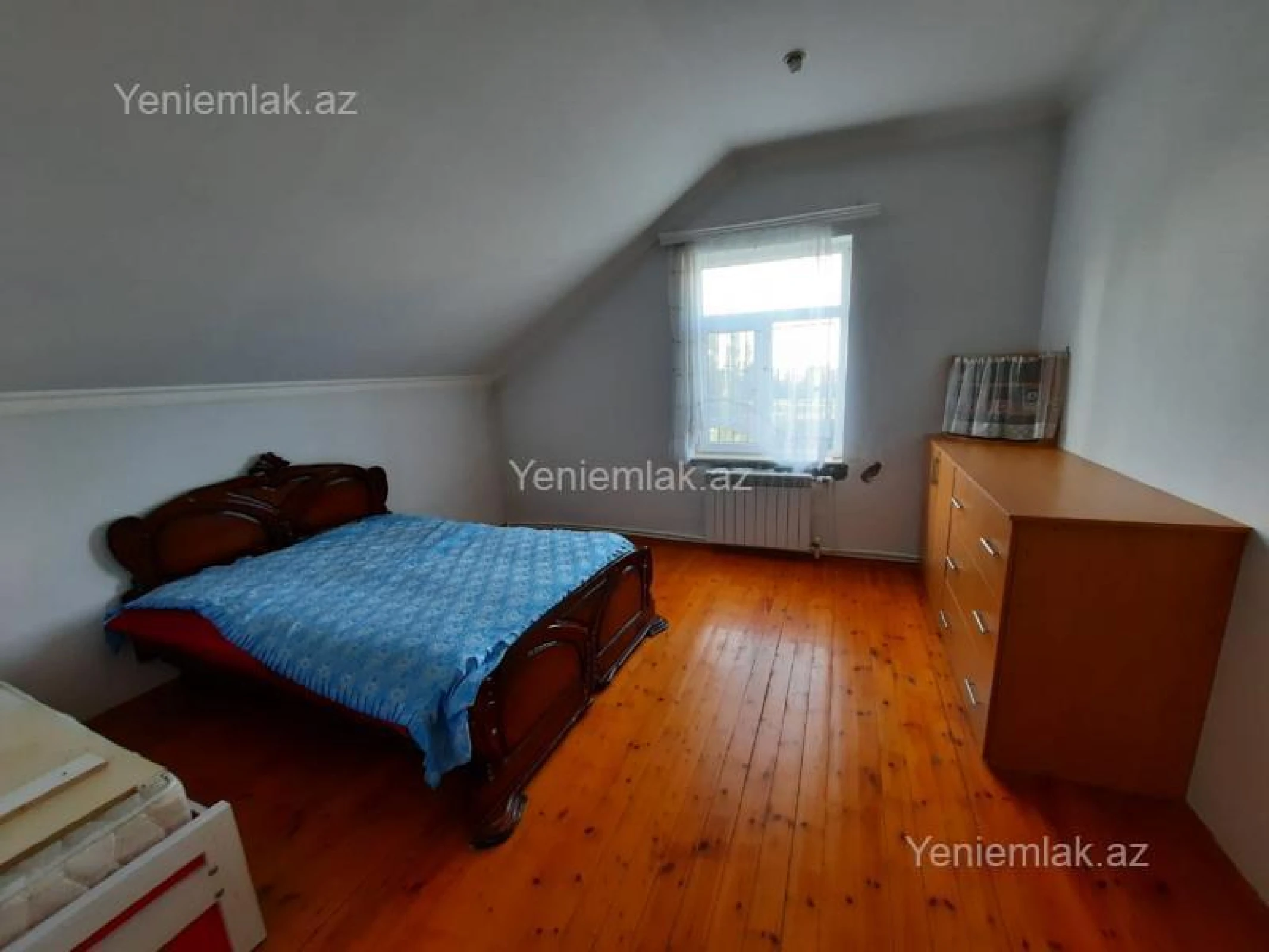 Satılır 6 otaqlı həyət evi 220 m²