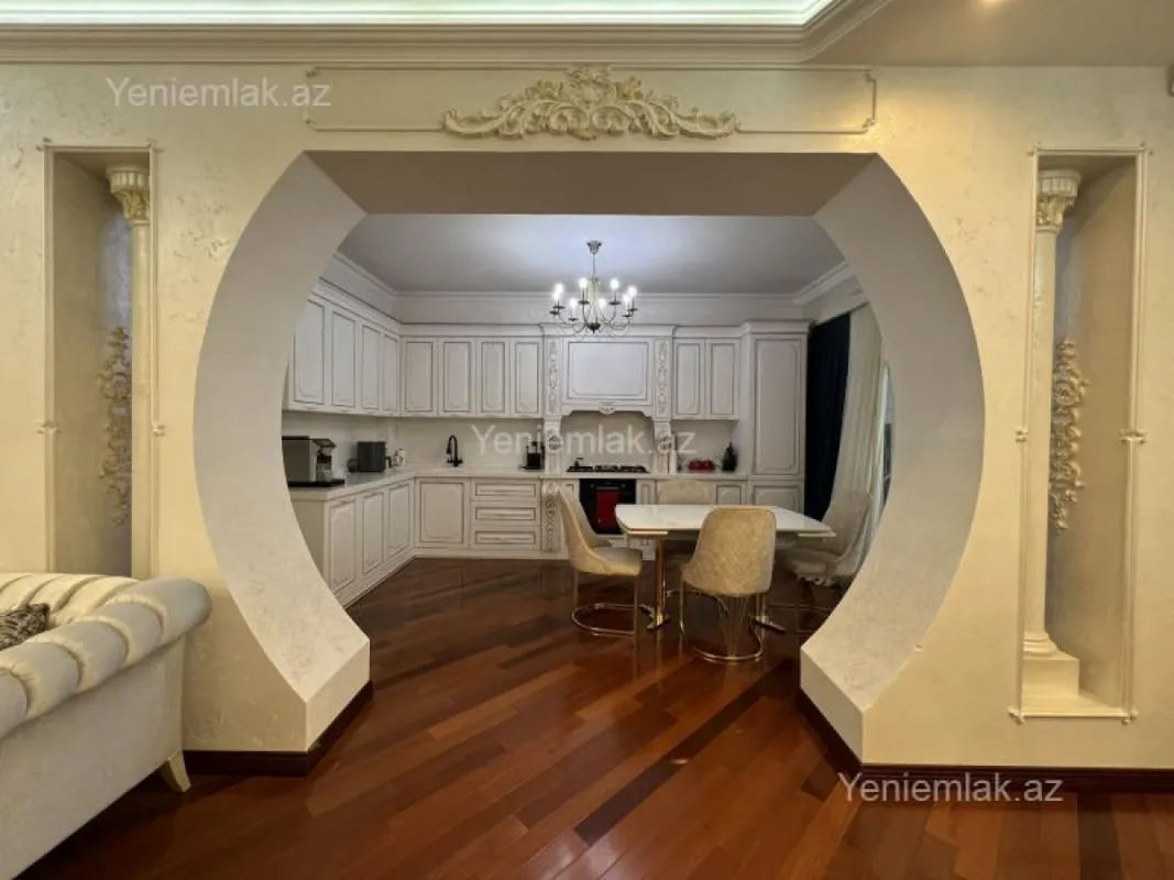 Satılır 4 otaqlı yeni tikili 176 m²
