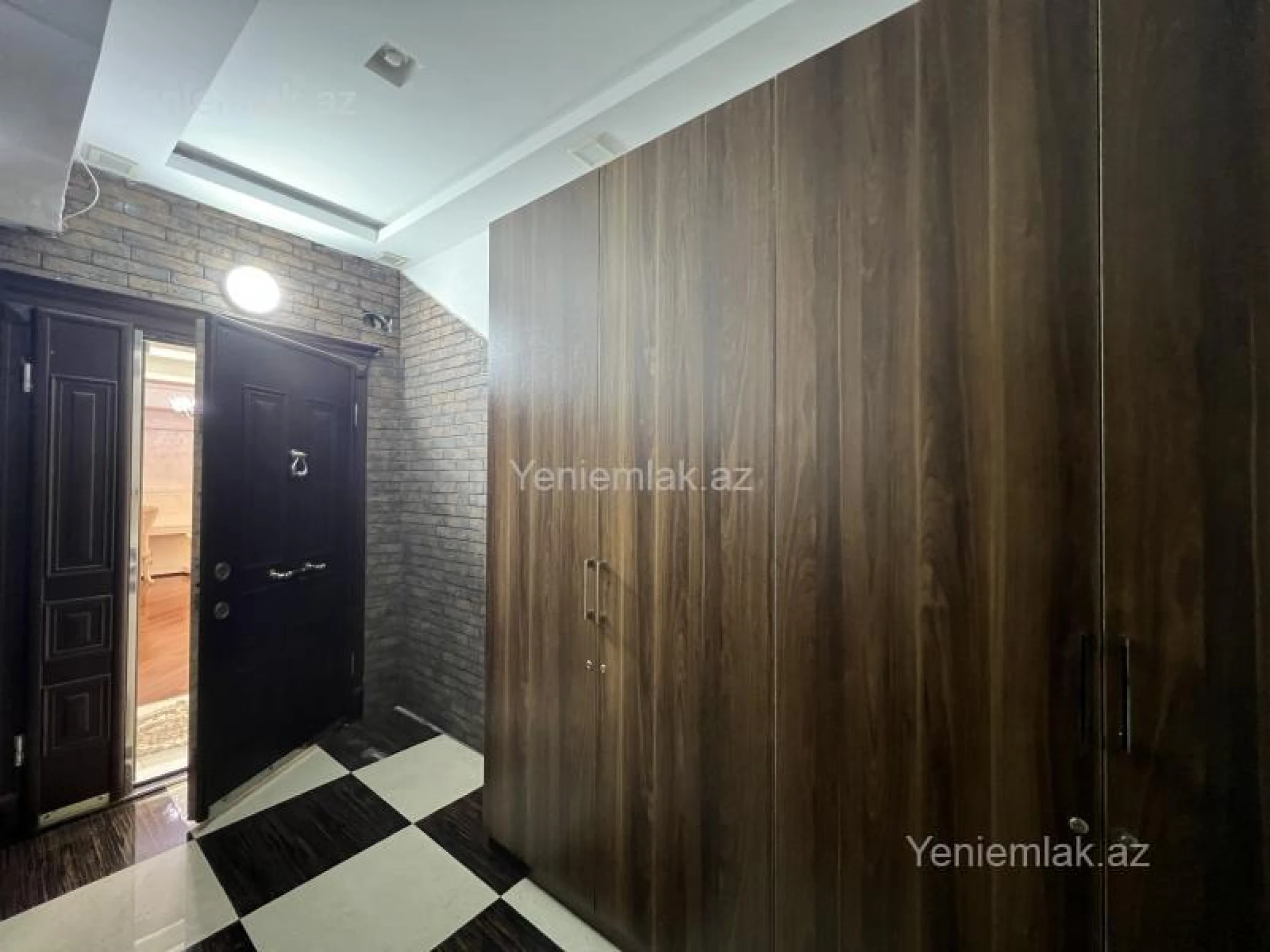 Satılır 4 otaqlı yeni tikili 176 m²
