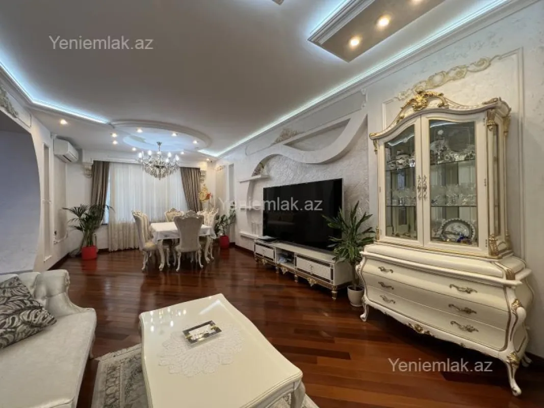 Satılır 4 otaqlı yeni tikili 176 m²