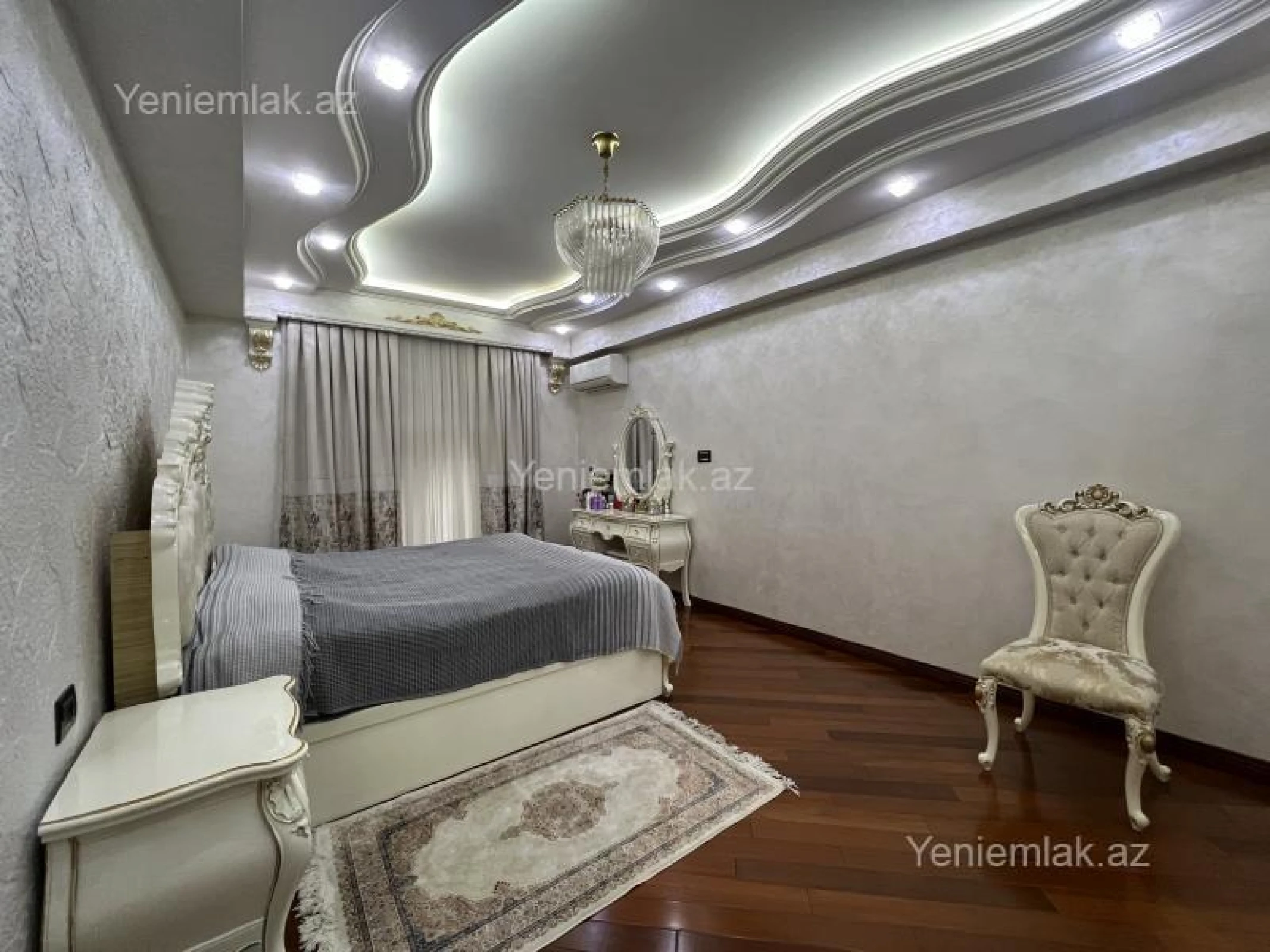Satılır 4 otaqlı yeni tikili 176 m²