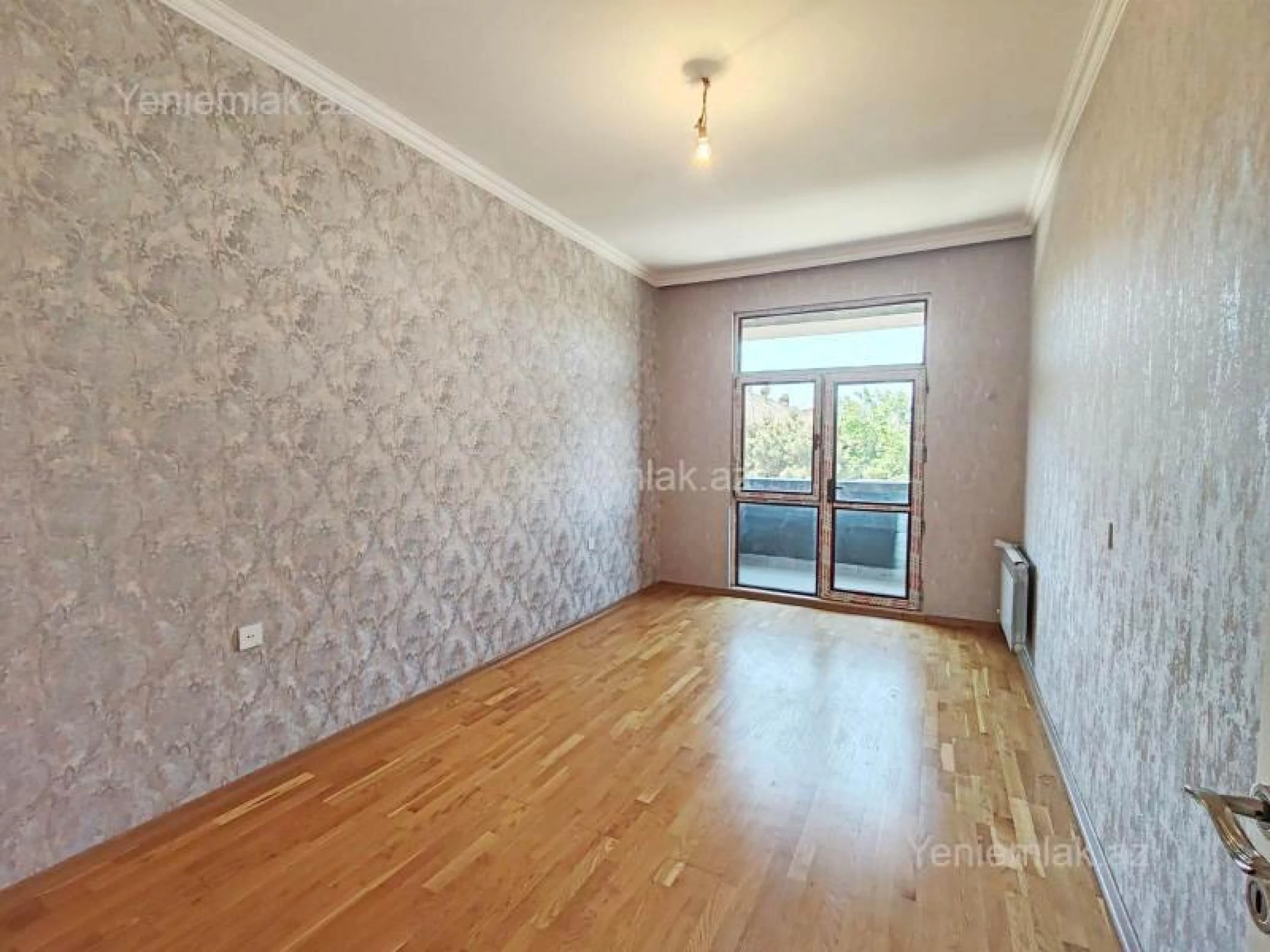 Satılır 3 otaqlı yeni tikili 115 m²