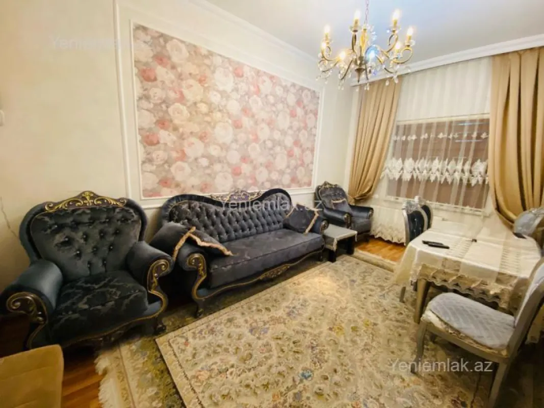 Satılır 3 otaqlı yeni tikili 80 m²