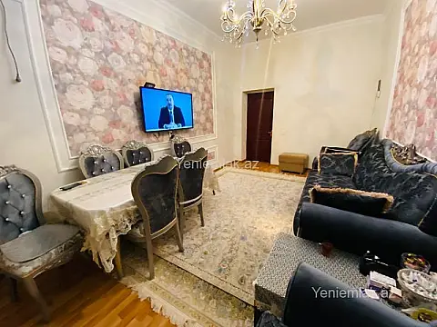 Satılır 3 otaqlı yeni tikili 80 m²