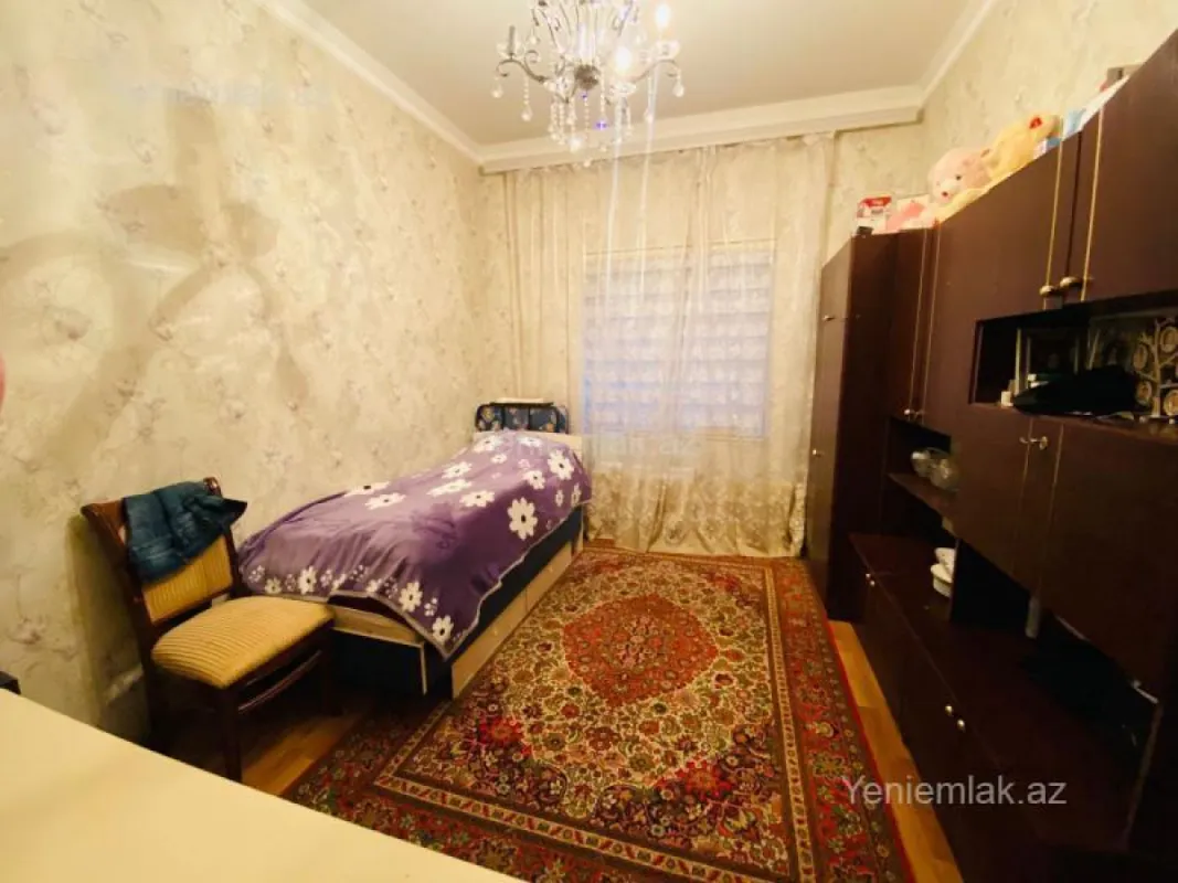 Satılır 3 otaqlı yeni tikili 80 m²