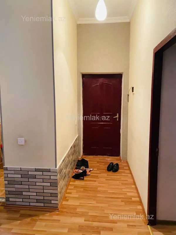 Satılır 3 otaqlı yeni tikili 80 m²