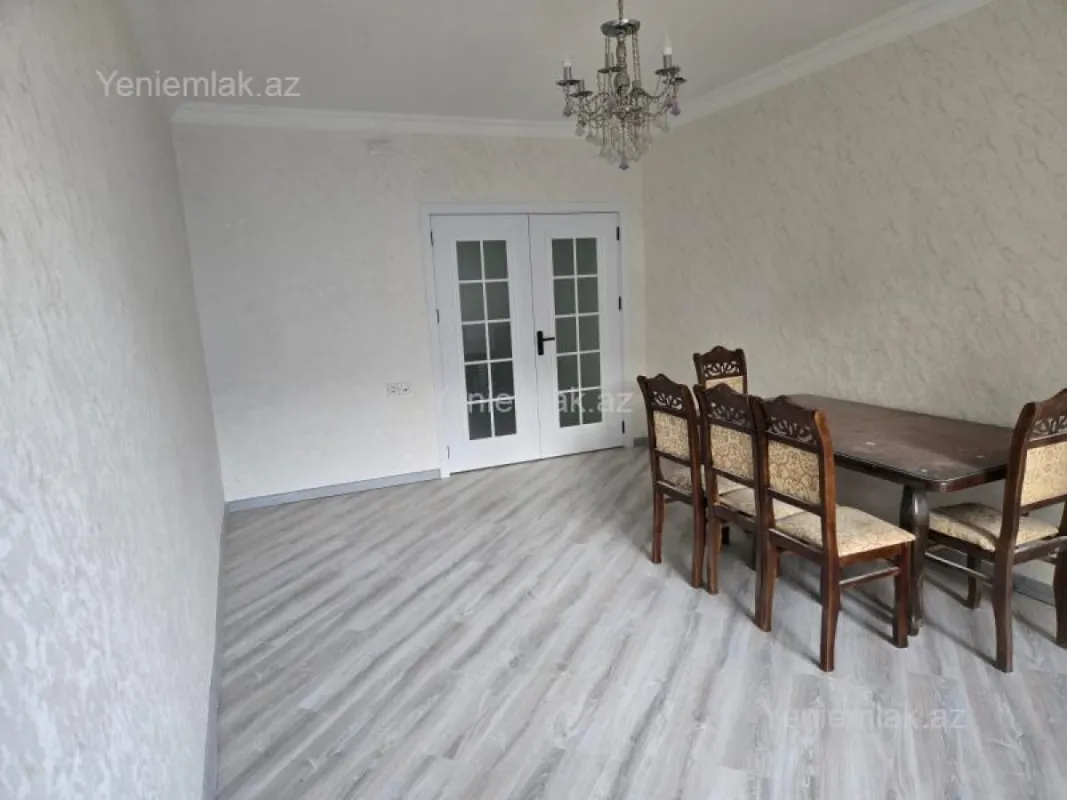 Satılır 3 otaqlı köhnə tikili 90 m²