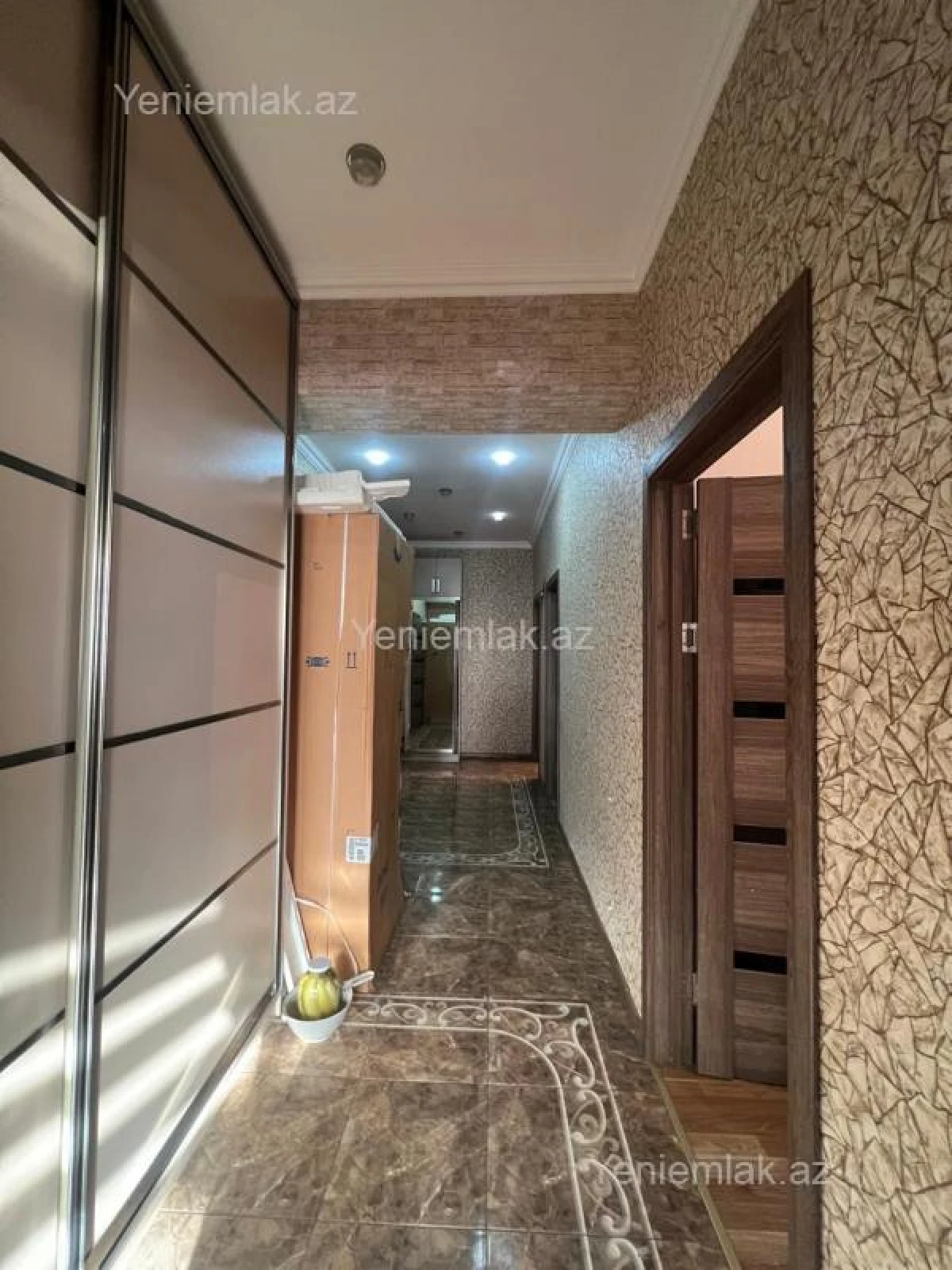 Satılır 3 otaqlı yeni tikili 110 m²