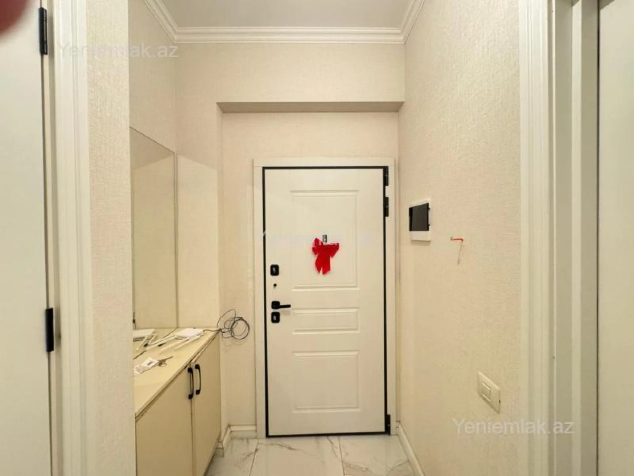 Satılır 2 otaqlı yeni tikili 44 m²
