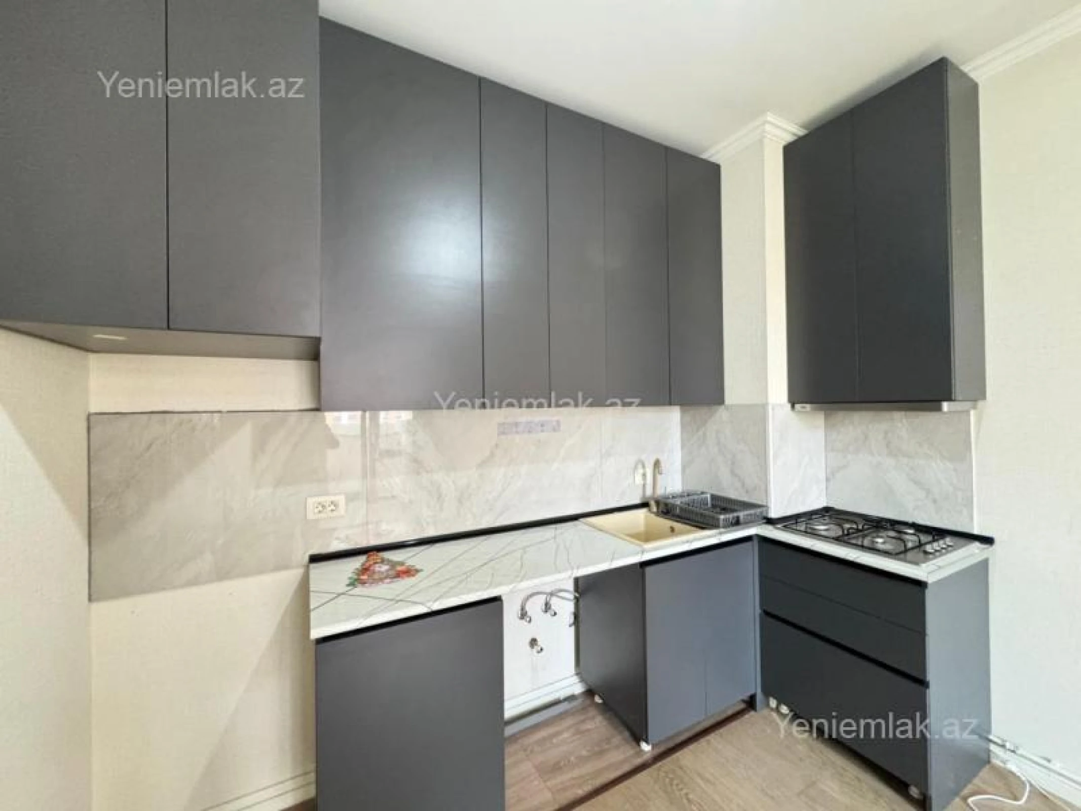 Satılır 2 otaqlı yeni tikili 44 m²