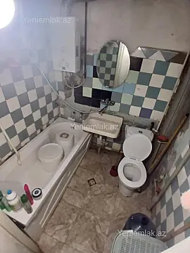 Satılır 2 otaqlı köhnə tikili 45 m²