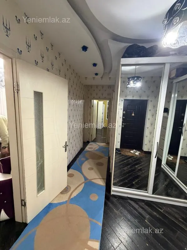 Satılır 3 otaqlı yeni tikili 100 m²
